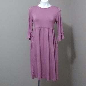 Lilac Beeson River midi dress size large pockets!